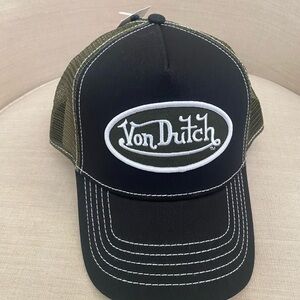 NWT Von Dutch Enigma Stone Trucker Hat
